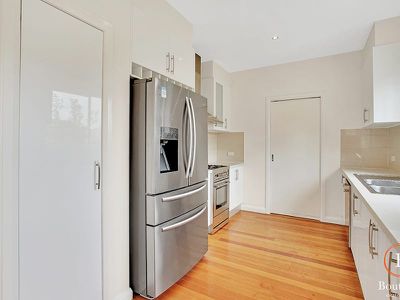 2 / 90 Railway Parade, Pascoe Vale