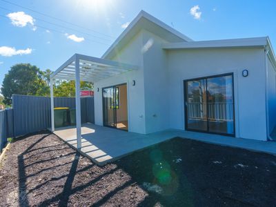 9A & 9B Eddie Barron Drive, Midland