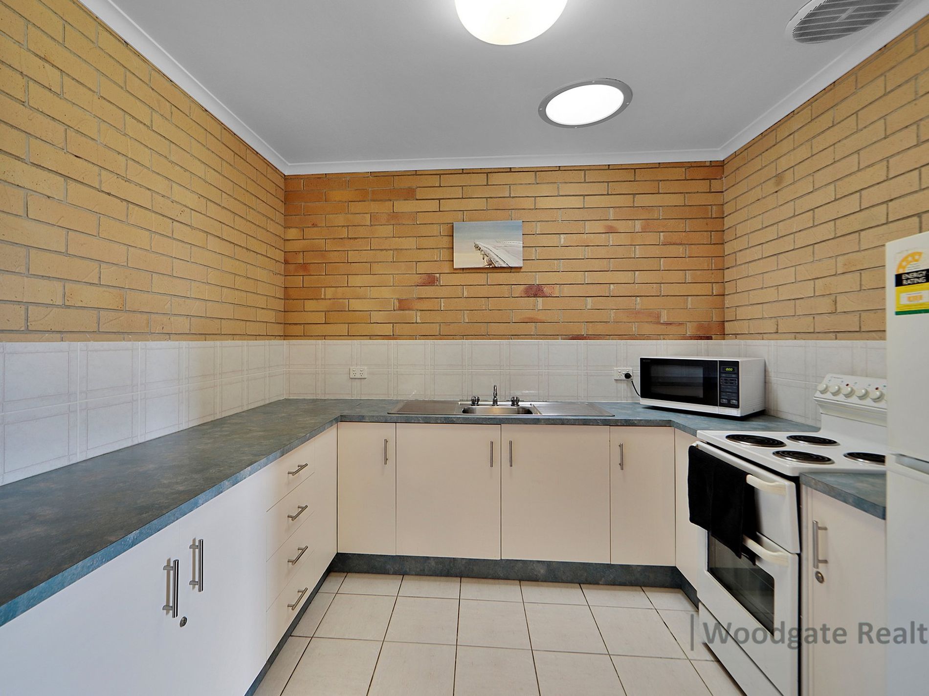 5 / 2 Poinciana Court, Woodgate