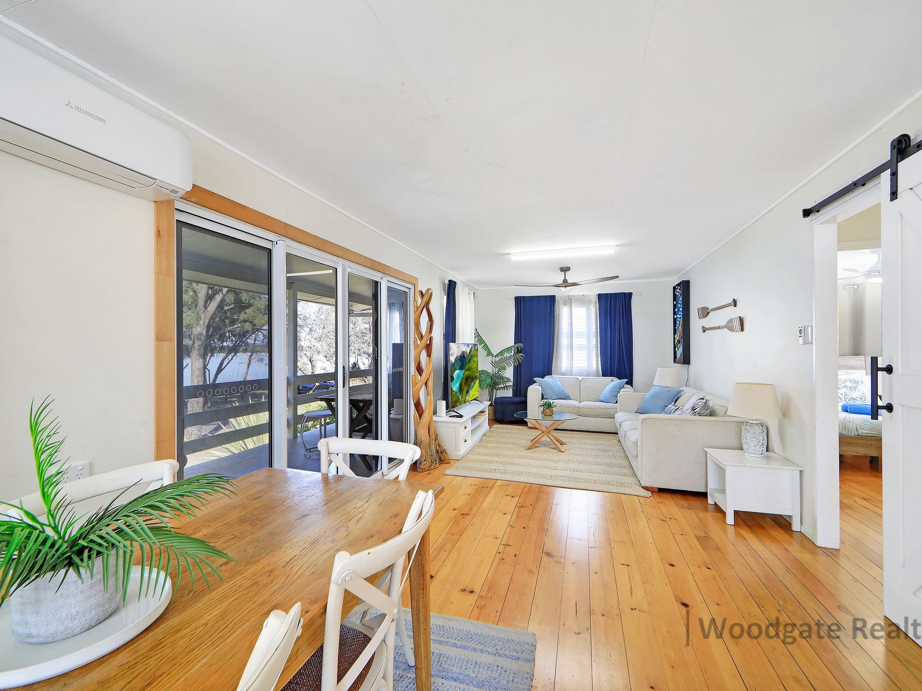 21 Esplanade Walkers Pt., Woodgate