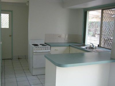 2 / 9B Kennedy Street, West Ipswich