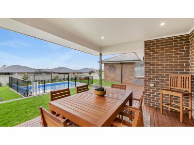10 Hovea Court, Dubbo