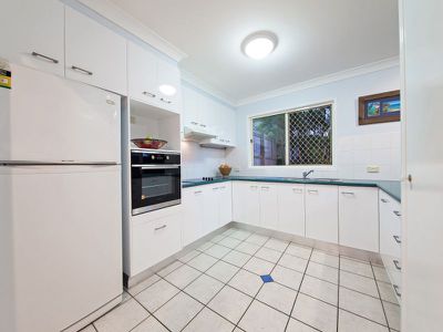 1/11 Trevally Crescent, Manly West