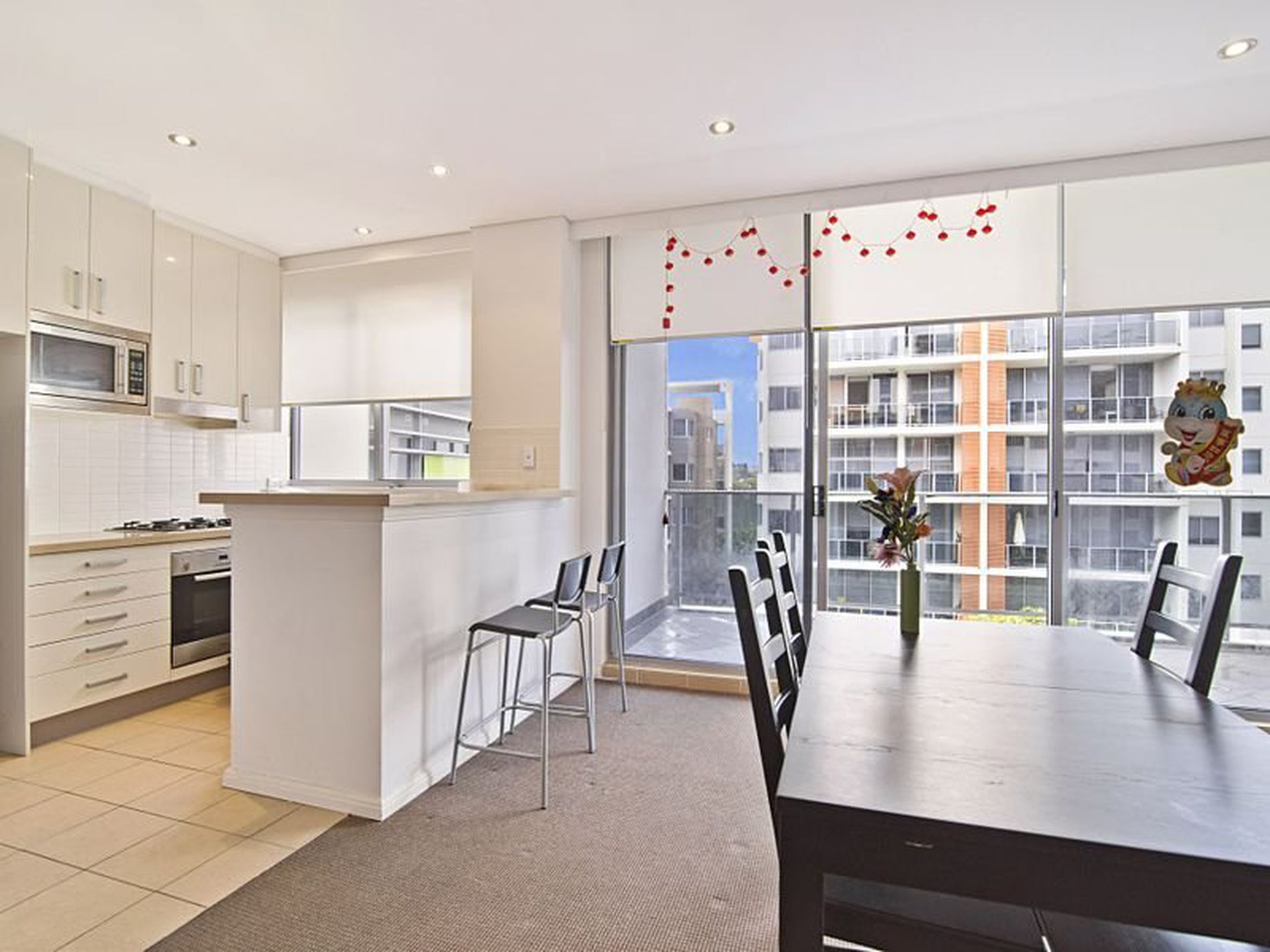 650 / 5 Rothschild Avenue, Rosebery