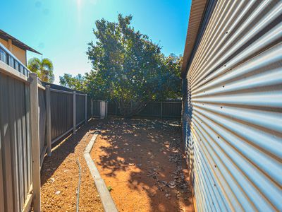 18D Somerset Crescent, South Hedland