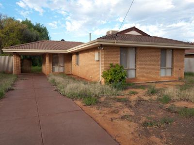 7 Miller Way, South Kalgoorlie