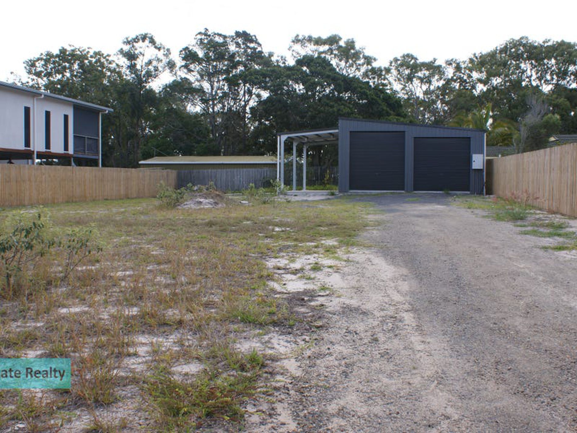 52 First Avenue, Woodgate
