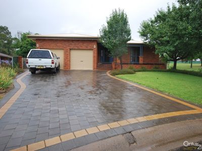 11 Grevillea Close, Dubbo