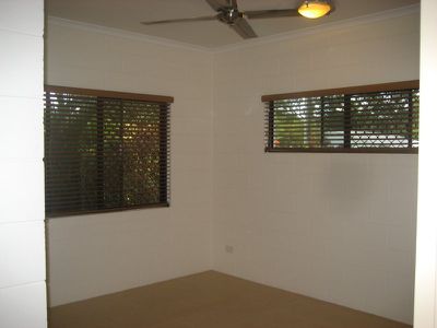 1 / 11 Olive Street, Manoora