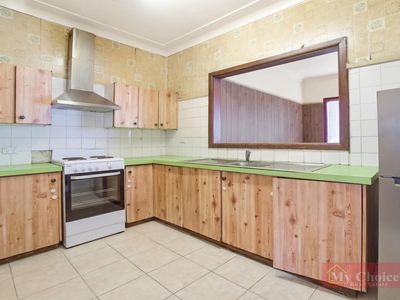 70-72 Queen Street, Canley Heights