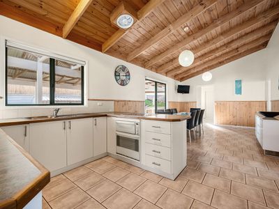 2 Crowe Street, Port Fairy