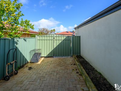 13 Dalewood Gardens, Meadow Springs