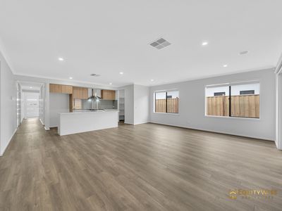 29 Rangeland Street, Mambourin