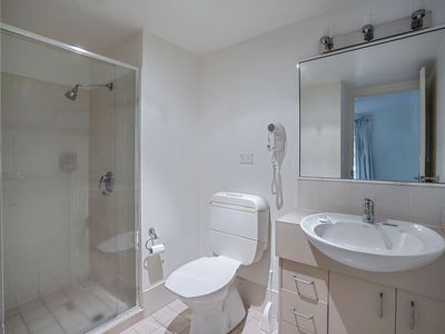 10 / 23 Wharf Road, Surfers Paradise