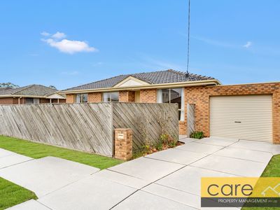 1 / 9 Royal Avenue, Springvale