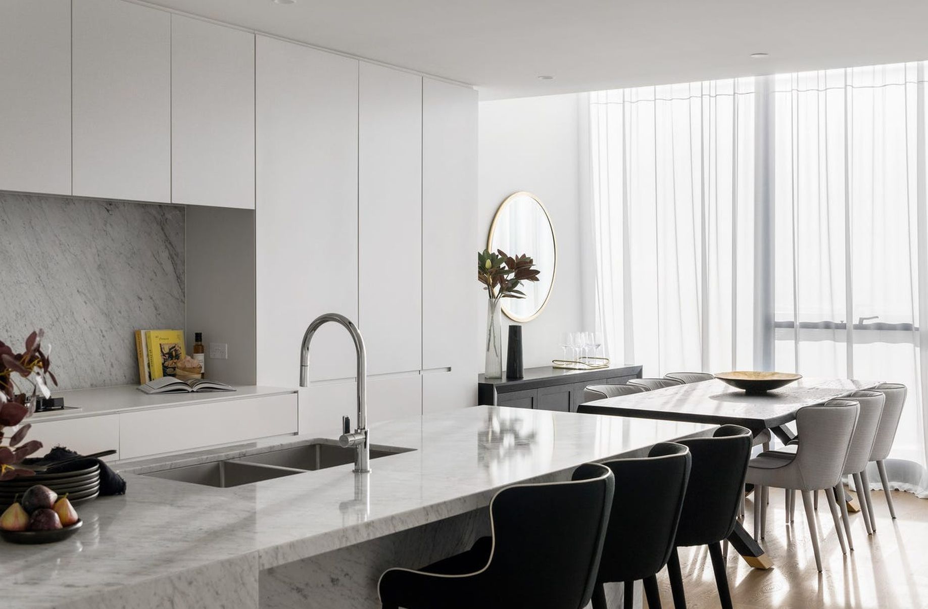 9701 / 70 Southbank Boulevard, Southbank