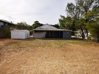 154 Crane Street, Longreach