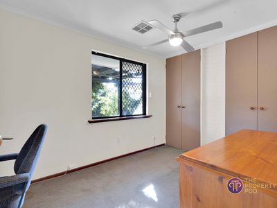 17 Fountain Way, Huntingdale