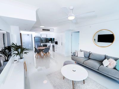 3247 / 23 Ferny Avenue, Surfers Paradise
