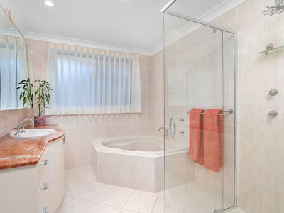 7 King George Parade, Forster