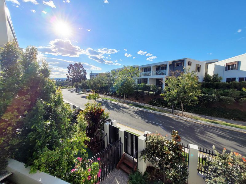 65 / 1 Grande Avenue, Carrara