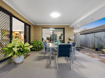 99 Gordon Crescent, Wakerley