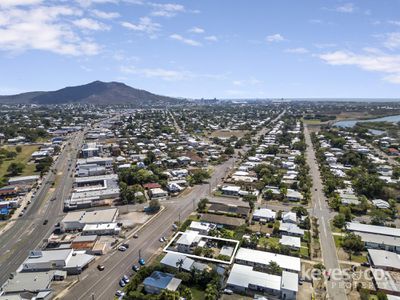 1 / 136 Queens Road, Hermit Park