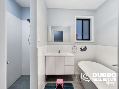 36 Freshwater Drive, Dubbo