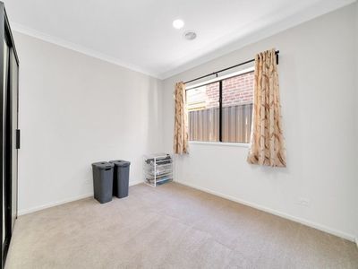 2 Yass Court, Wyndham Vale