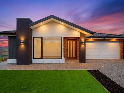 26 Akron Street, Manor Lakes
