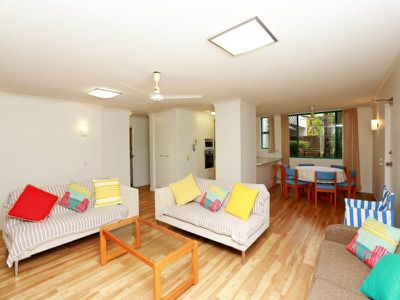 2 / 7-9 Juan Street, Alexandra Headland