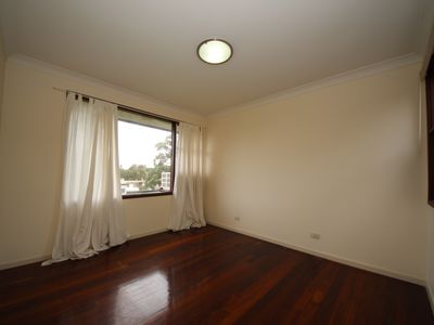 10 / 172 Old Kent Road, Greenacre