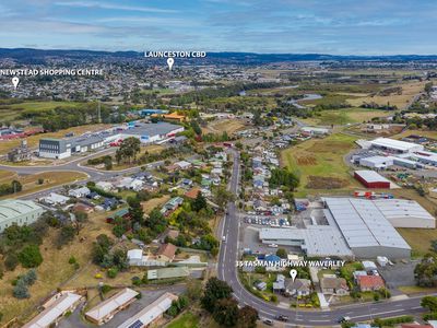 35 Tasman Highway, Waverley