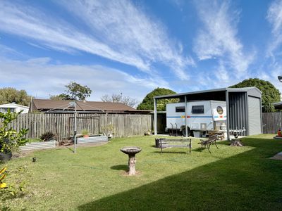 24 South Street, Urangan