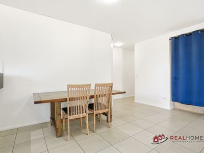 80 / 56 Lakeside Parade, Jordan Springs