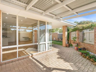 1 Stewart Street, Scarborough