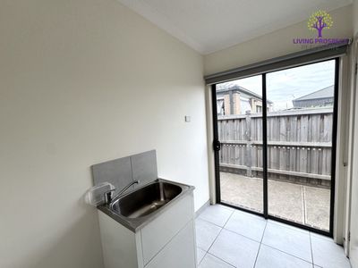 3 / 6 Equine Court, Tarneit