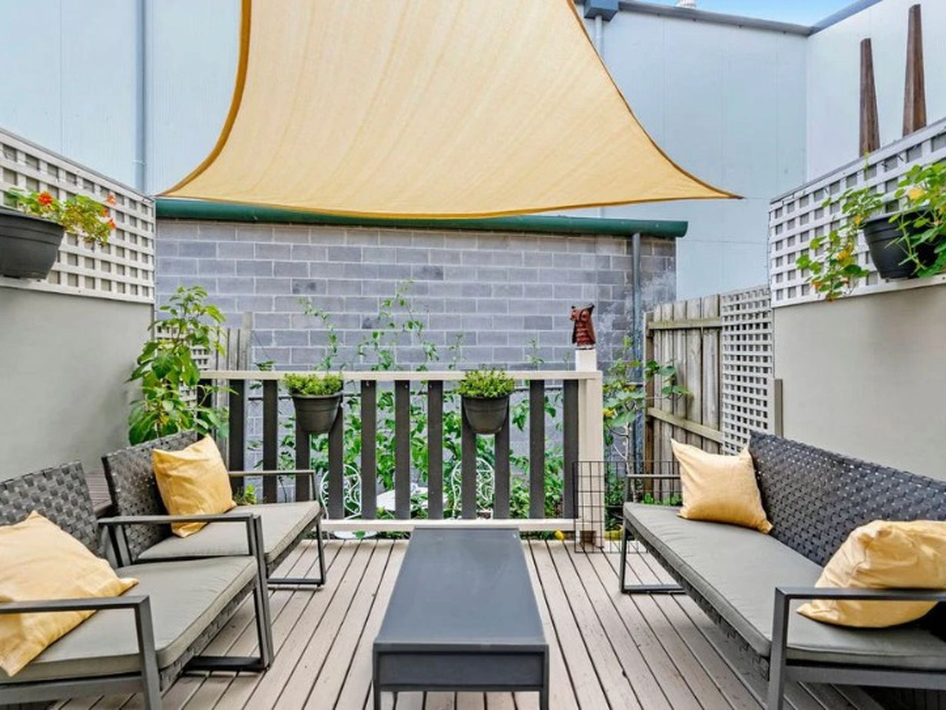 2 / 173 Balcombe Road, Mentone
