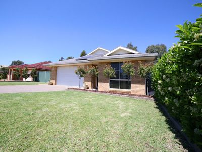 21 Namoi Crescent, Dubbo