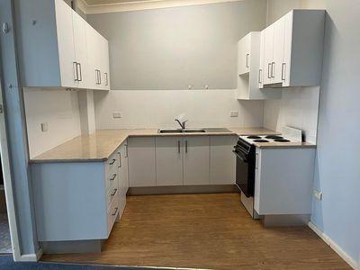 4 / 27 Ocean Street, Windang