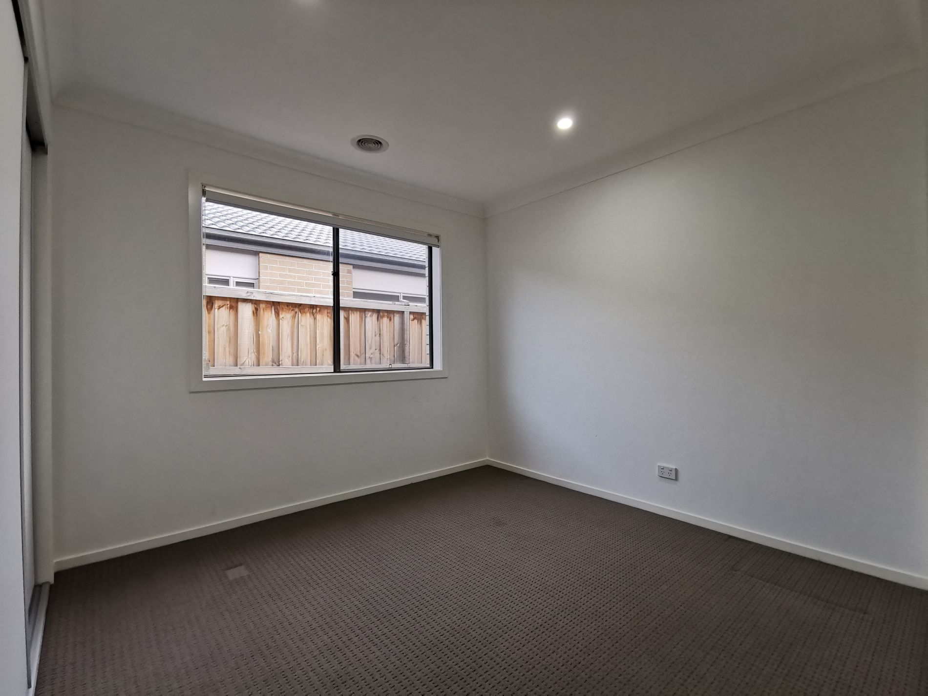 7 Smile Crescent, Wyndham Vale