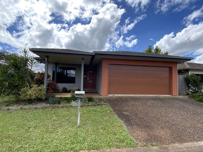 4 Sommerset Drive, Atherton