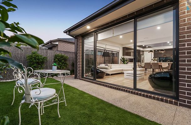 23 Mountleigh Circuit, Craigieburn