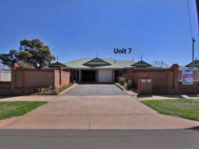 7 / 10 Davidson Street, Kalgoorlie