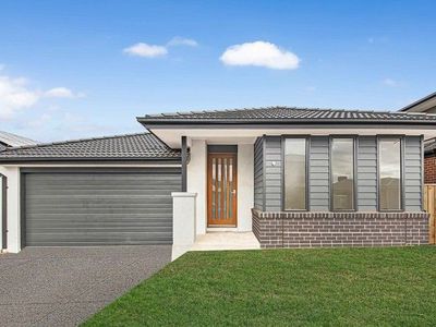 13 lightfoot way, Deanside