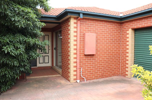 11 / 24 Barrymore Road, Greenvale