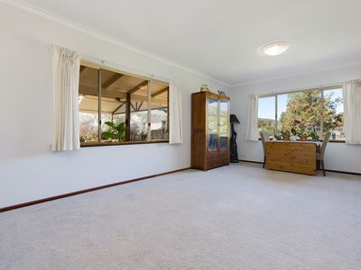 24 St Georges Avenue, Champion Lakes