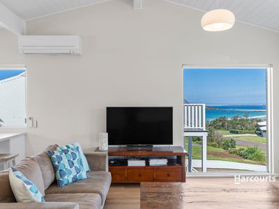 22 The Rampart, Manyana