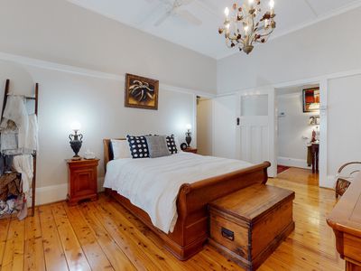 336 Macquarie Street, Dubbo