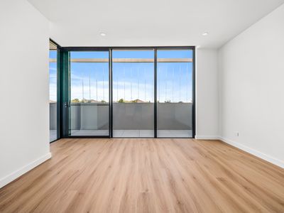 303 / 38 Cygnus Parade, Waterford